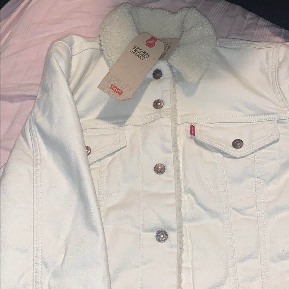 Levi’s off white Sherpa Jacket Medium